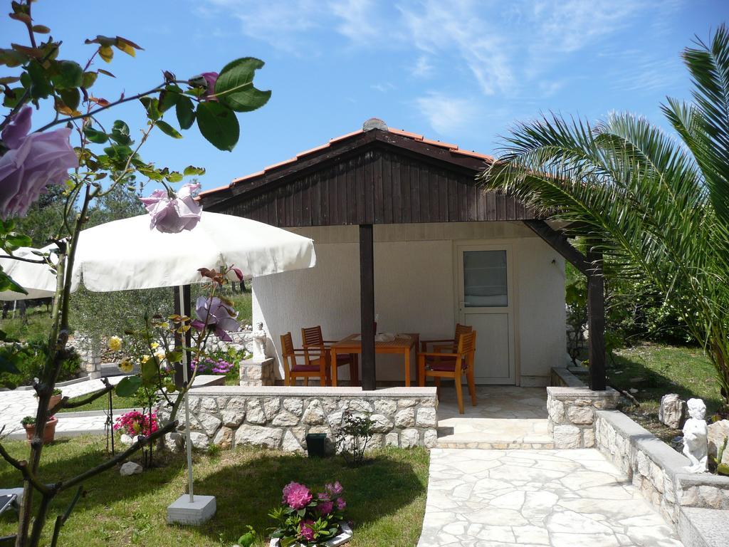 Apartments Rafaela Barbat na Rabu المظهر الخارجي الصورة